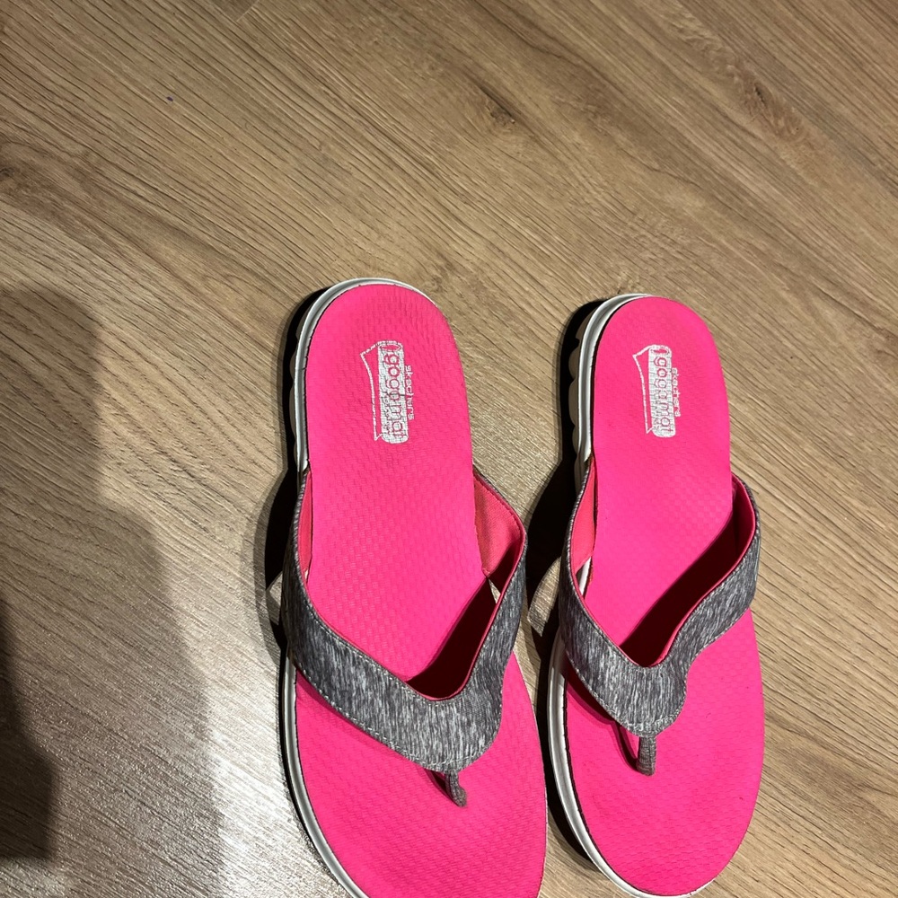 Skechers Pink and Gray Sandals